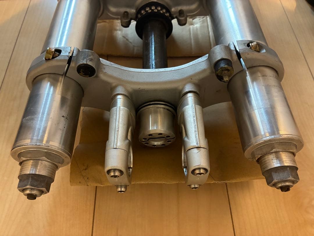 ドゥカティ モンスター S4 フロントフォーク