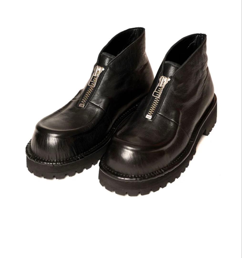 INVISIBLE MOCCA フロントジップブーツ