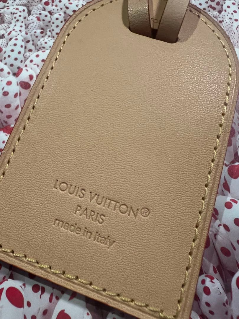 LOUIS VUITTON レザータグ　BTS J-HOPE