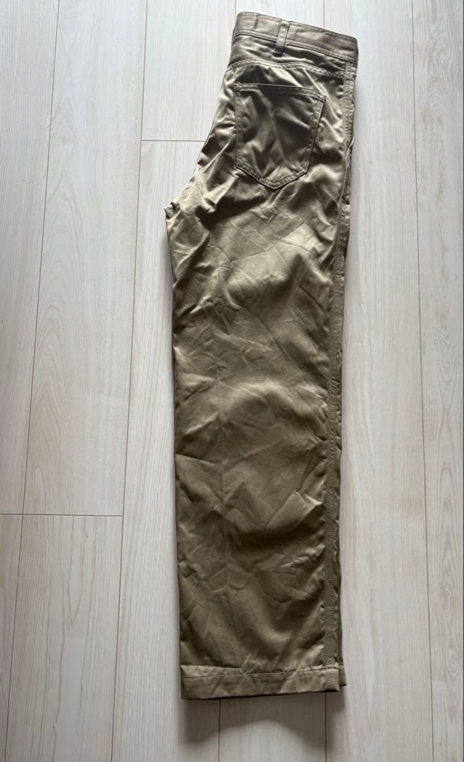 セリーヌ　チノパン