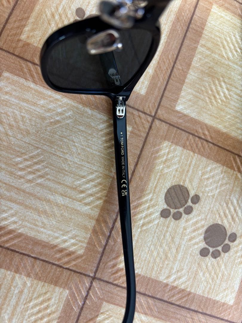 未使用 トムフォード サングラス TF1130-K ECO 01A 付属品完備