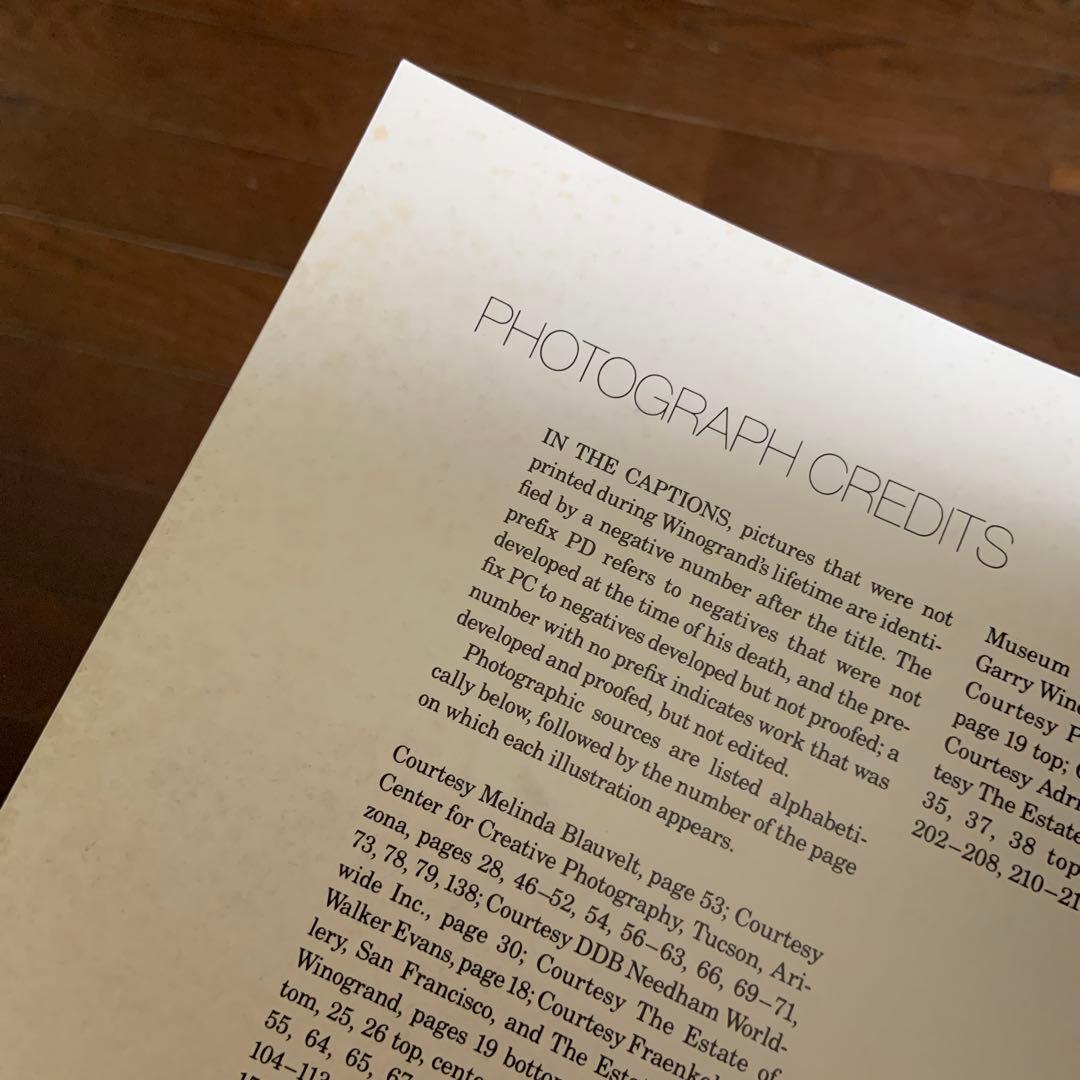 アート・デザイン・音楽 WINOGRAND FIGMENTS FROM THE REAL WORLD