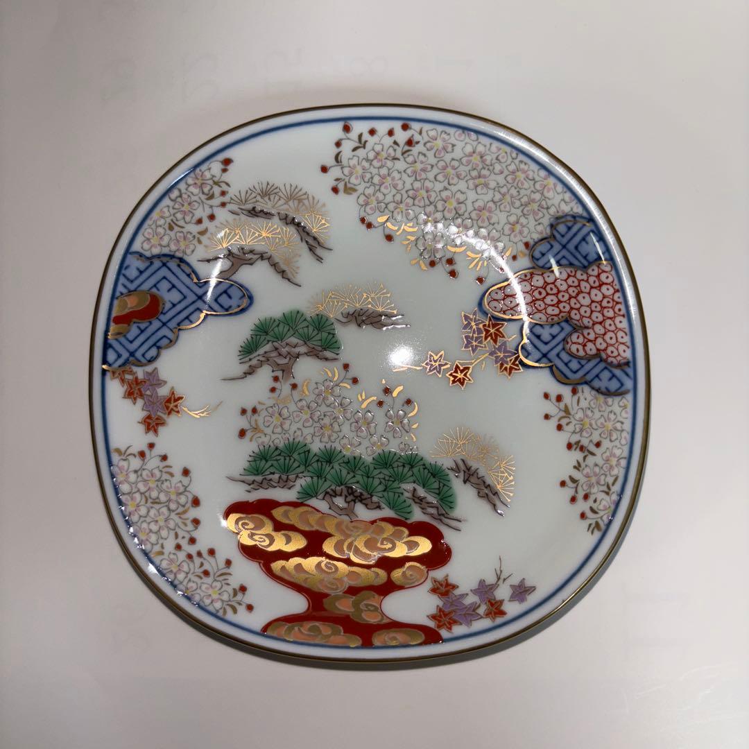 ⭐️【値引きしました】⭐️有田焼　賞美堂　其泉窯　春秋文　中皿揃　５枚　染錦　銘々皿