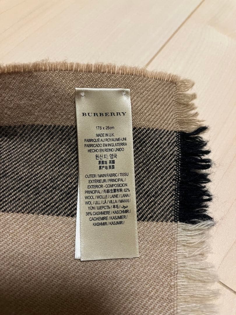 BURBERRY　バーバリー　マフラー　カシミア38％　ウール 62% 美品
