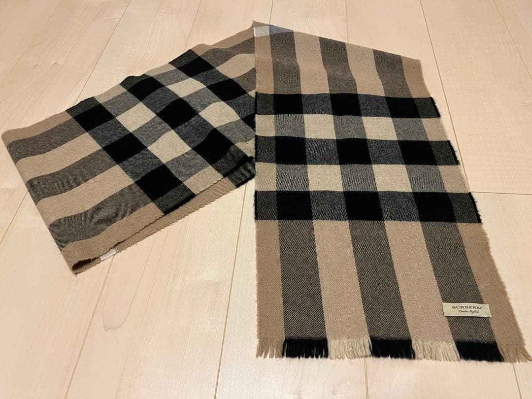 BURBERRY　バーバリー　マフラー　カシミア38％　ウール 62% 美品