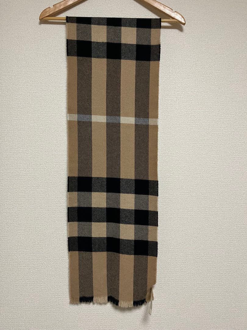 BURBERRY　バーバリー　マフラー　カシミア38％　ウール 62% 美品