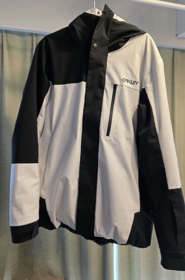 OAKLEY スキースノーボードジャケット ホワイト/ブラック XL