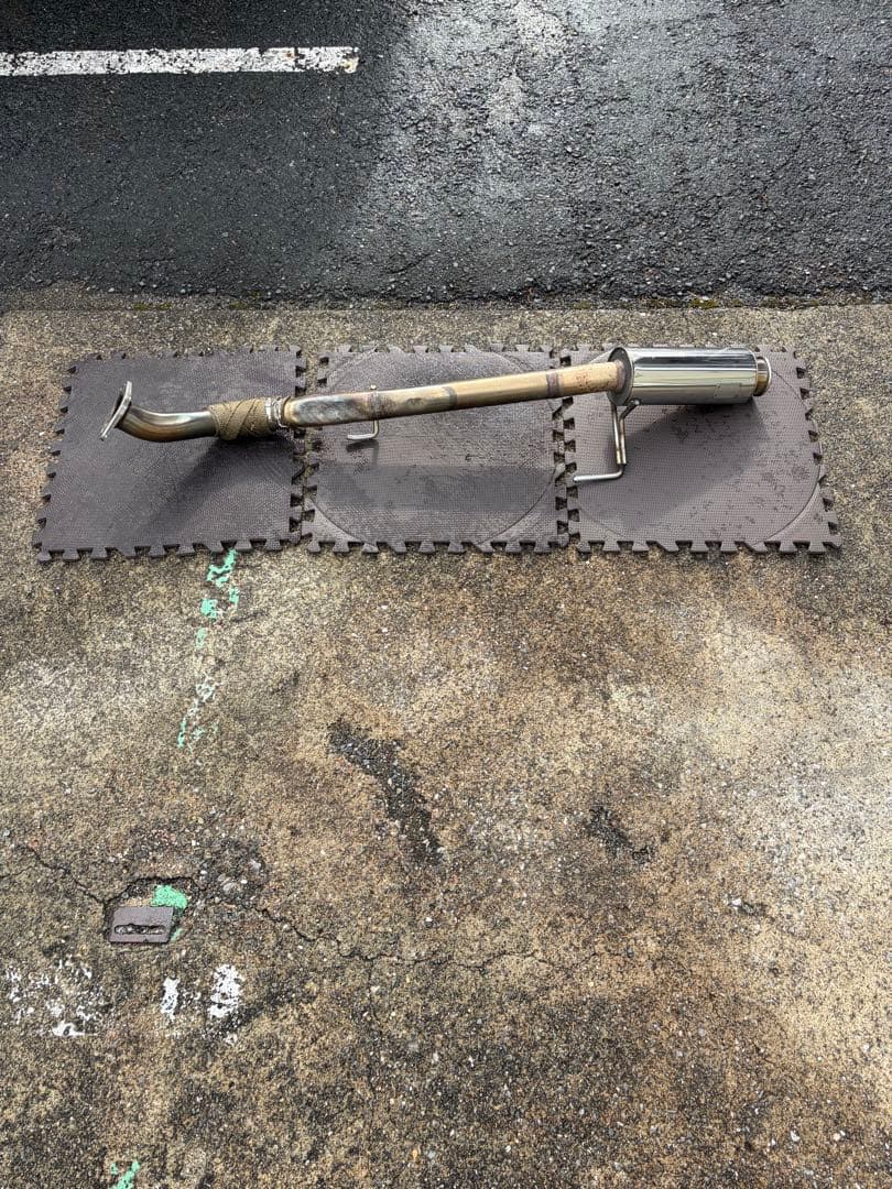 HKS サイレント ハイ パワーマフラー　　ノートe12用