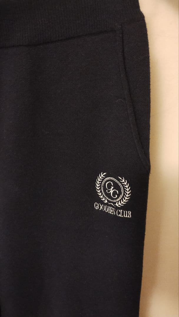 C7011 ロゴスウェット×ニットパンツ