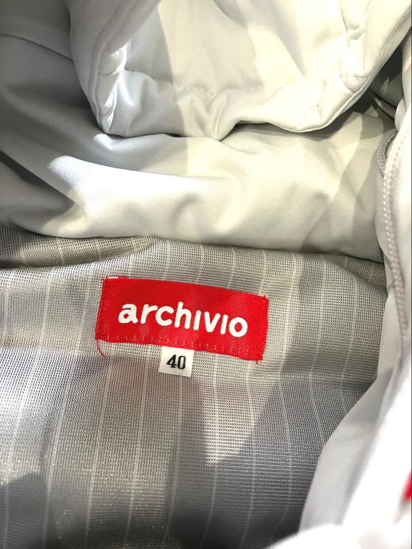 ば*ば様 archivio ワンピース　中綿ベスト　ライトグレー　白　サイズ 4