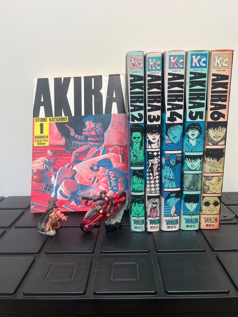 AKIRA 漫画