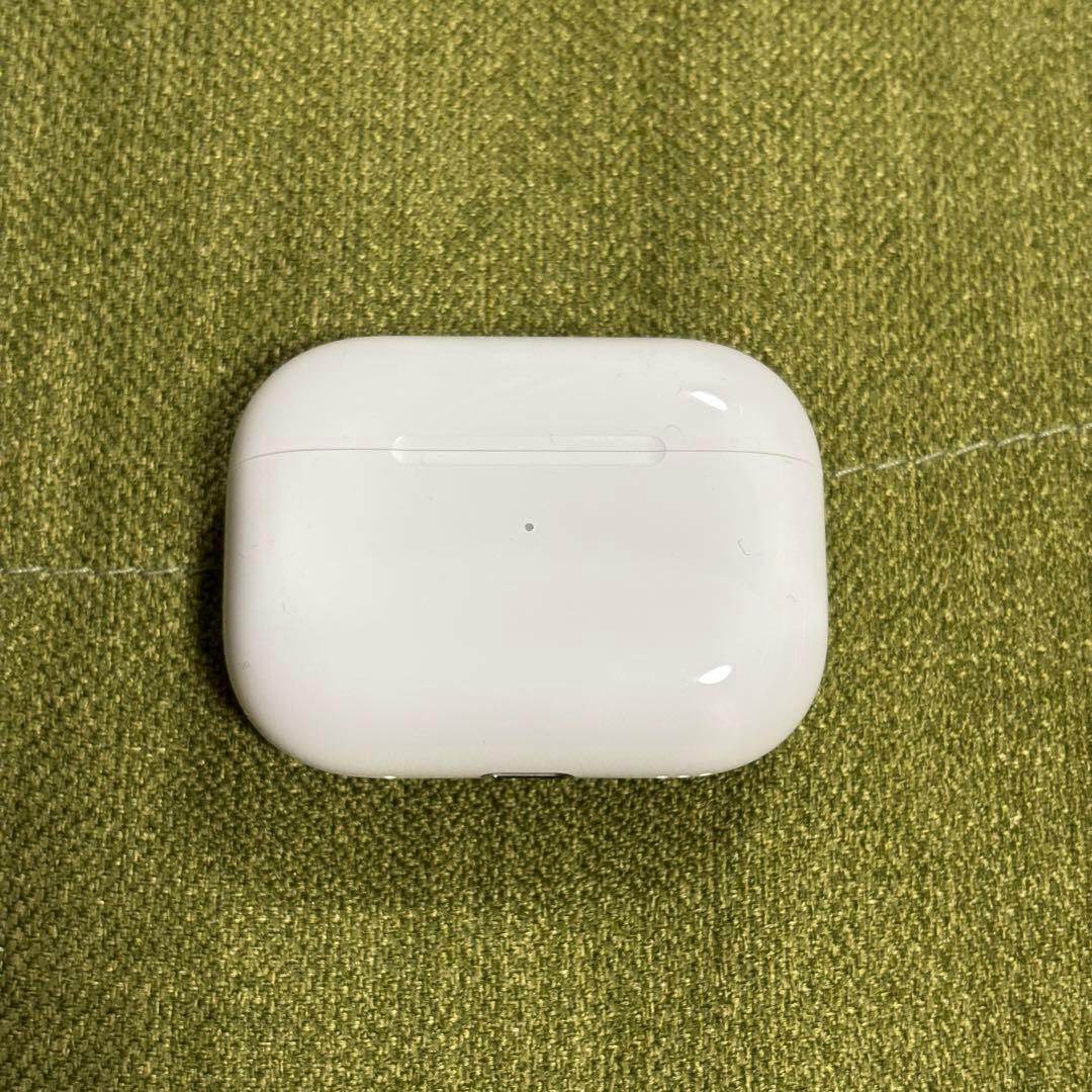 【美品】Airpods Pro 2 第二世代 イヤホン Apple