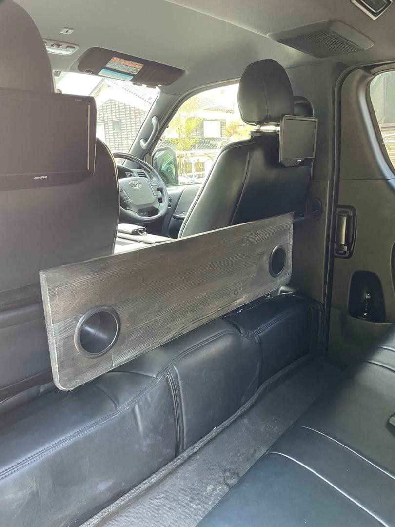 ハイエース　セカンドテーブル　車中泊　キャンプ