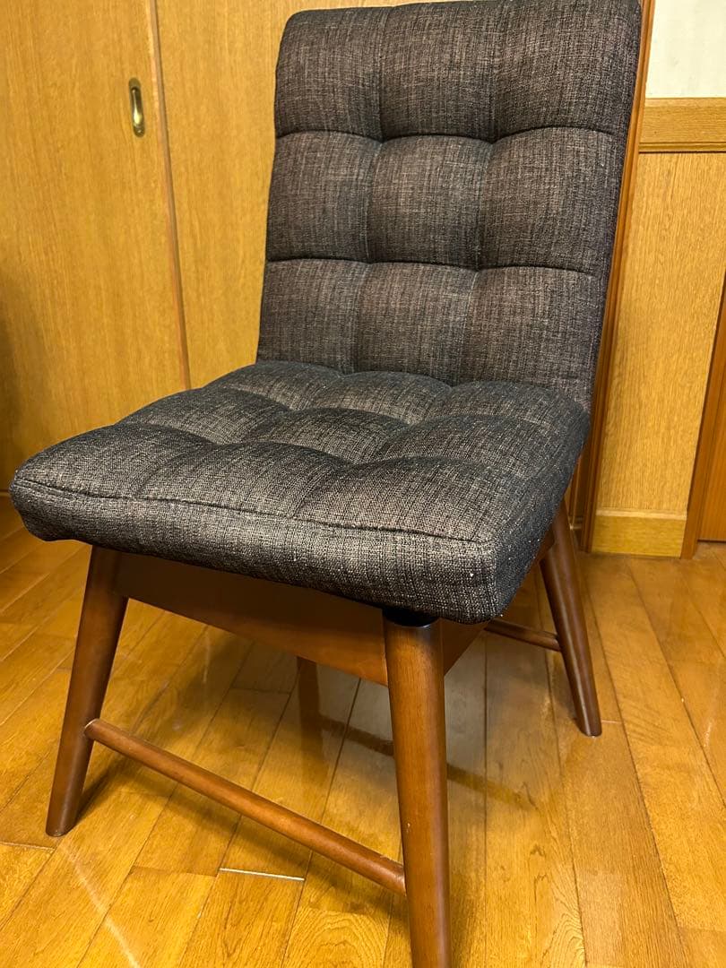 【st5】ニトリ　回転式ダイニングチェア