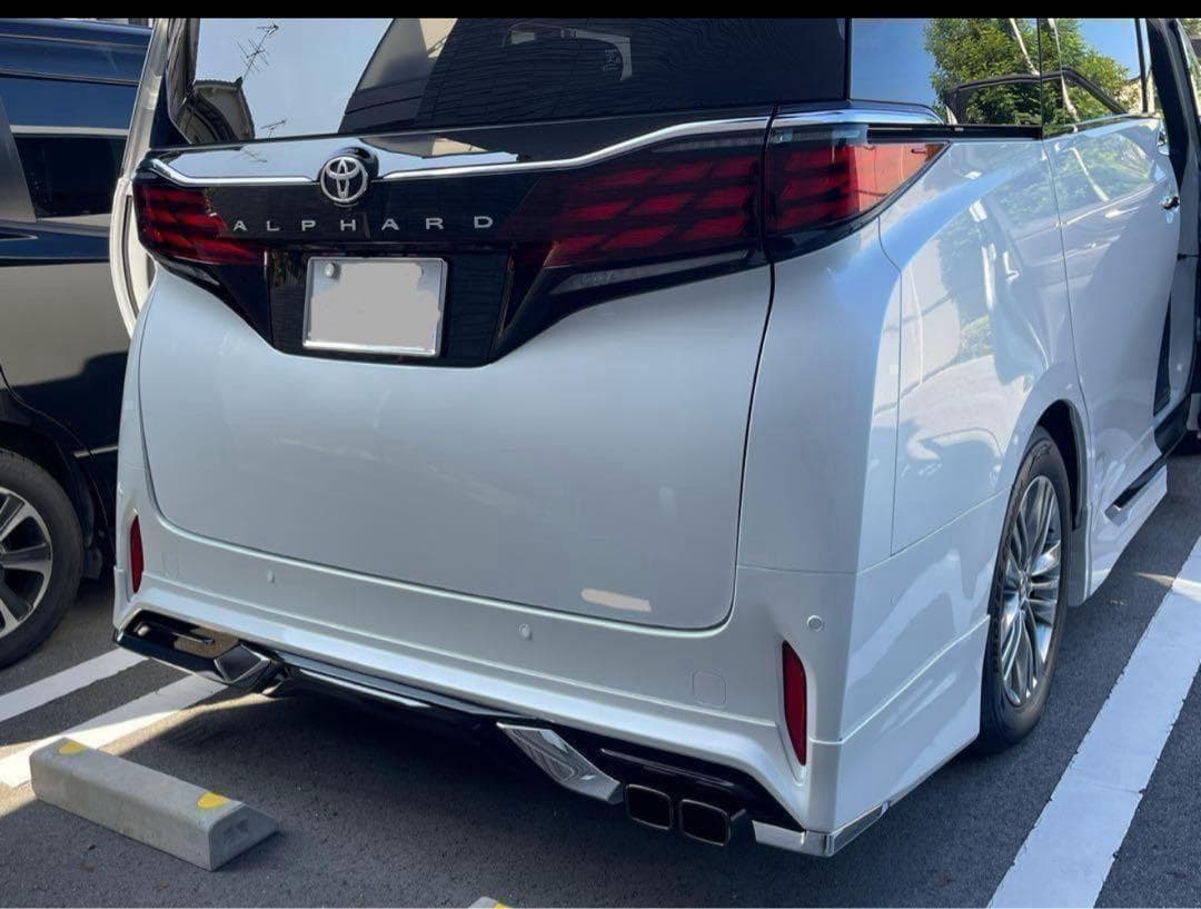 アルファード40 マフラーカッター　モデリスタによく合う　ダブルヘッド　スクエア