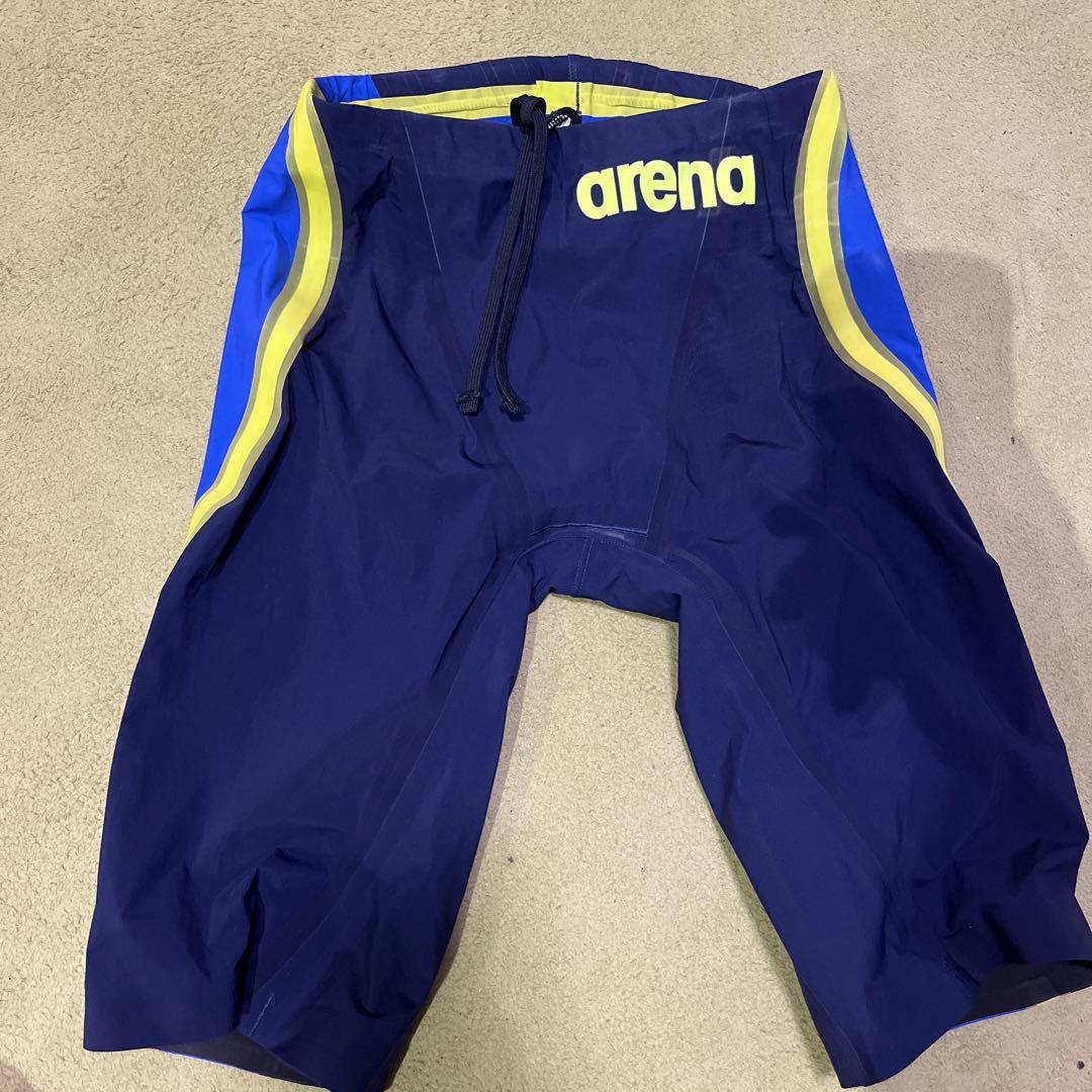 アリーナ　高速水着　新品箱無し