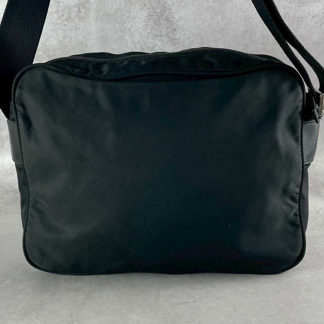 美品✨プラダ ショルダーバッグ カメラバッグ 三角ロゴ テスート ネロ ナイロン