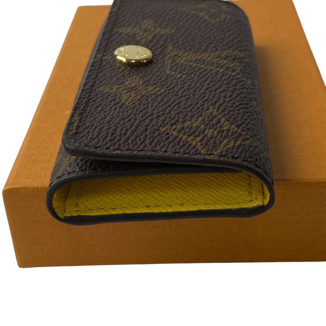 未使用 ルイ ヴィトン モノグラム ジョーヌ ミュルティクレ 4 キーケース.