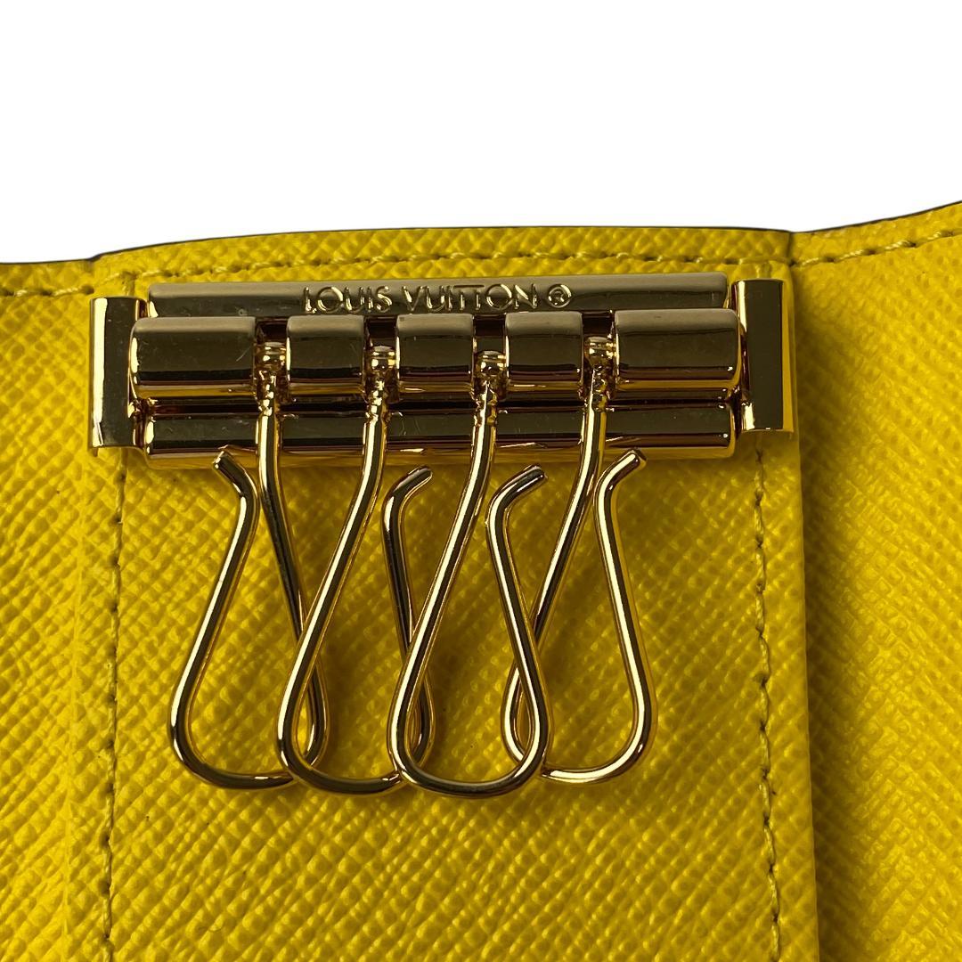 未使用 ルイ ヴィトン モノグラム ジョーヌ ミュルティクレ 4 キーケース.