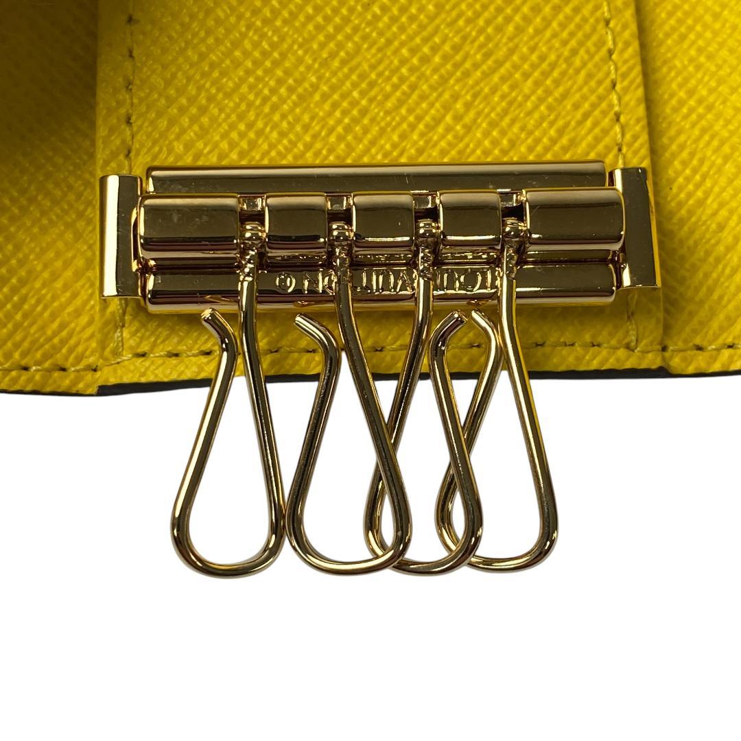 未使用 ルイ ヴィトン モノグラム ジョーヌ ミュルティクレ 4 キーケース.