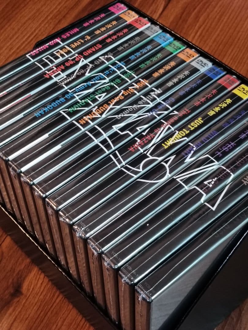 【ディスク未開封品】矢沢永吉 DVD THE LIVE DVDBOX 廃盤品