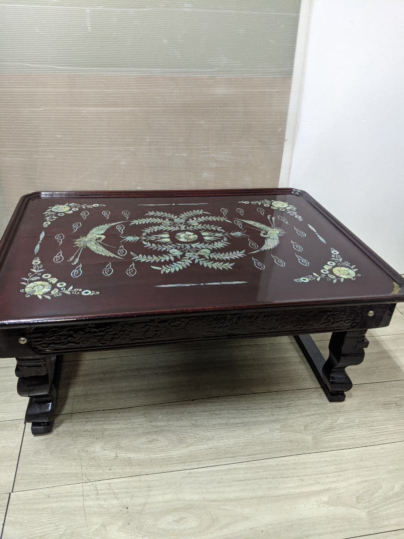 李朝螺鈿食事台　時代物　折畳式