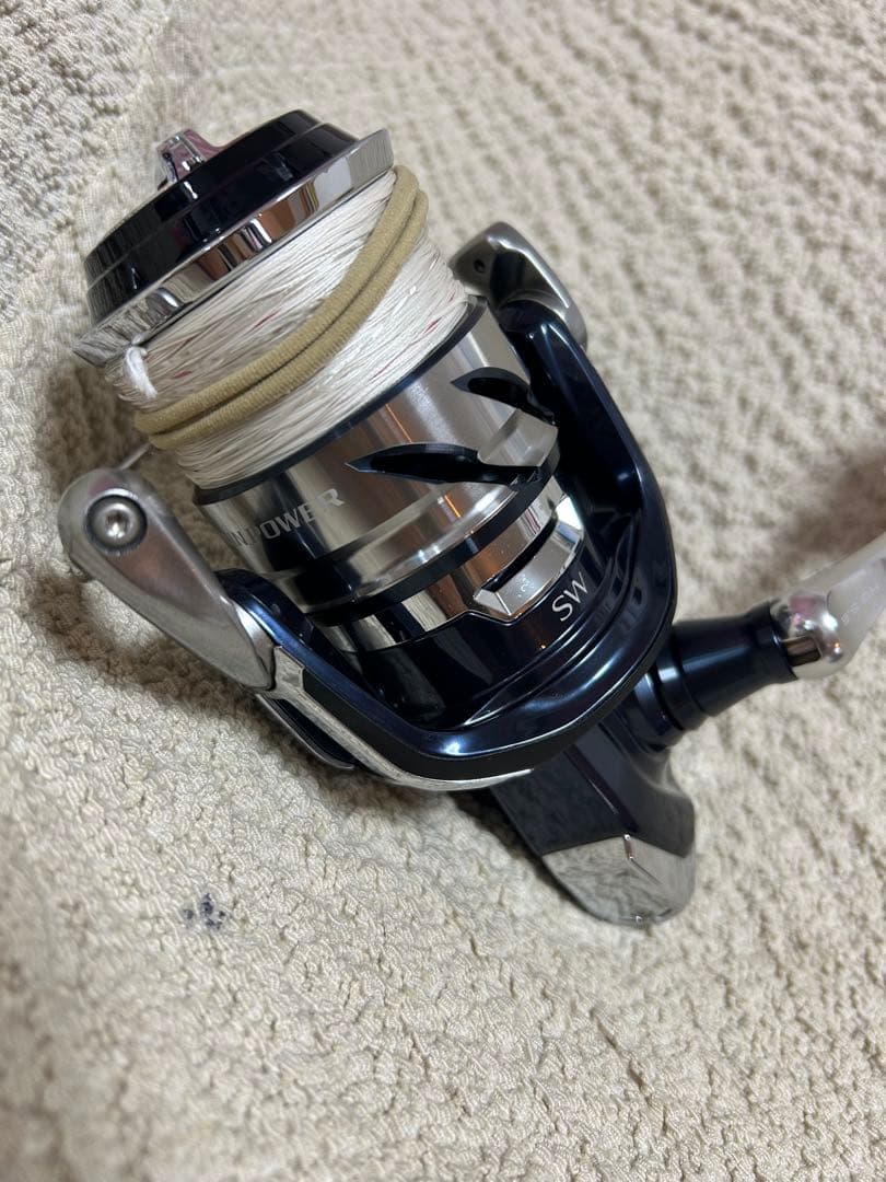 ツインパワーSW8000HG シマノ　リール