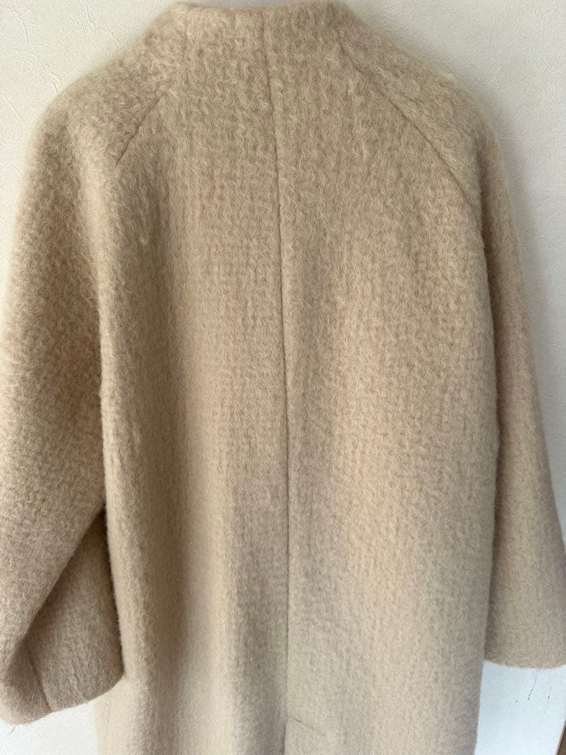 anuke アンヌーク Collarless Shaggy Coat36クリーム