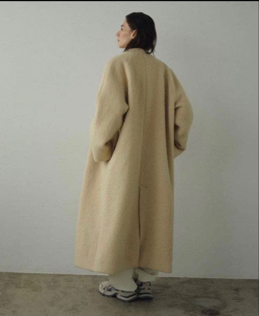 anuke アンヌーク Collarless Shaggy Coat36クリーム
