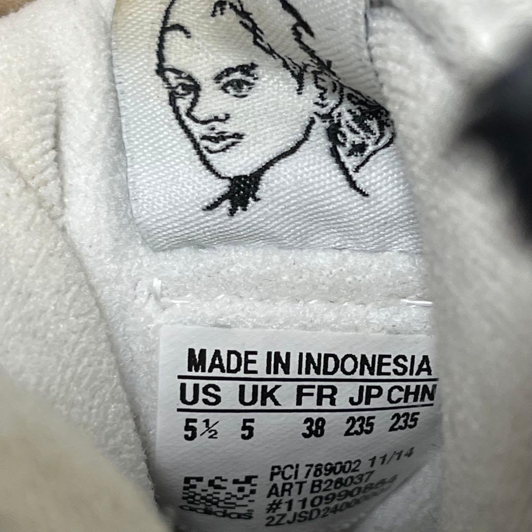 adidas × Jeremy Scott ホワイトタイガー ハイカット