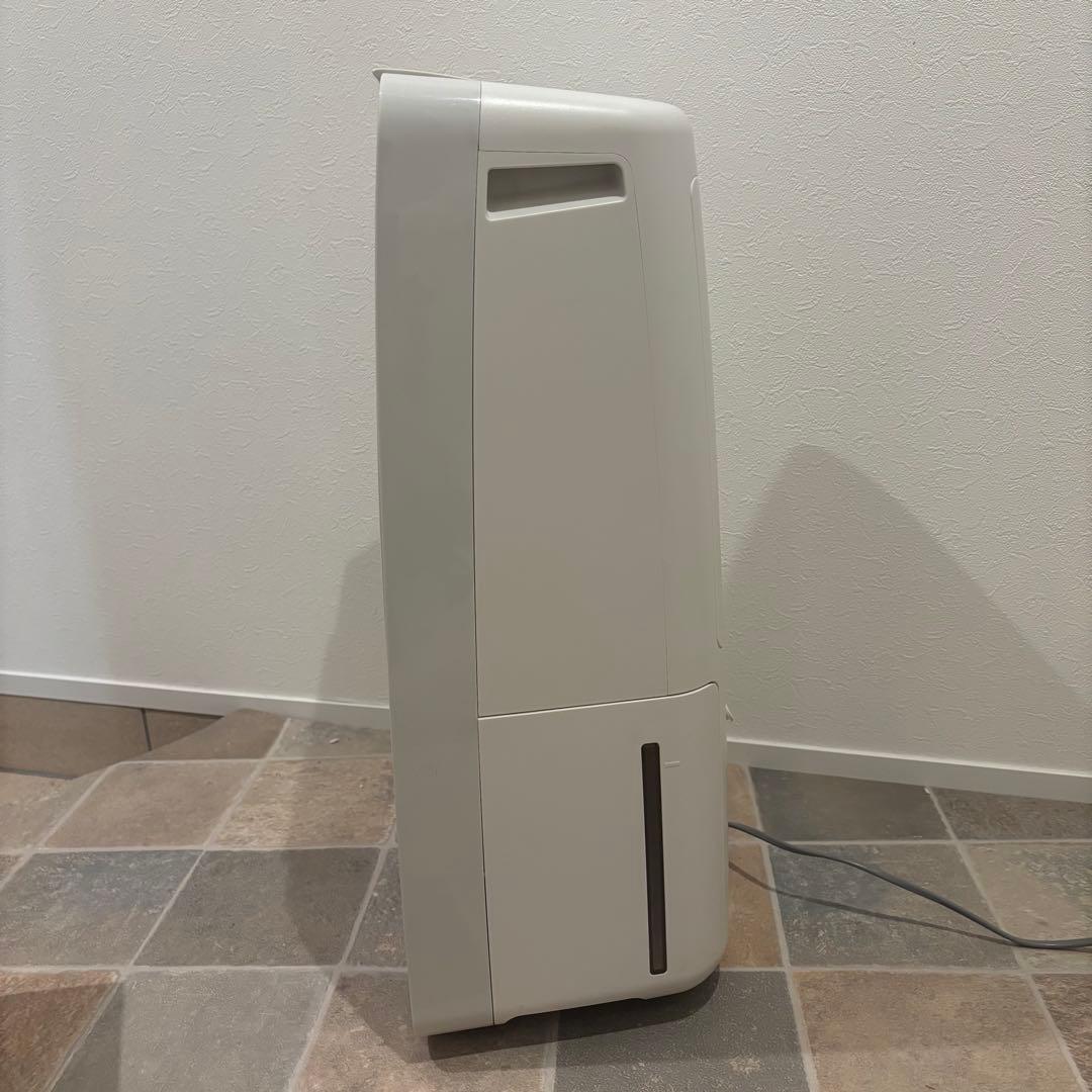 SHARP 衣類乾燥/除湿 CV-J120