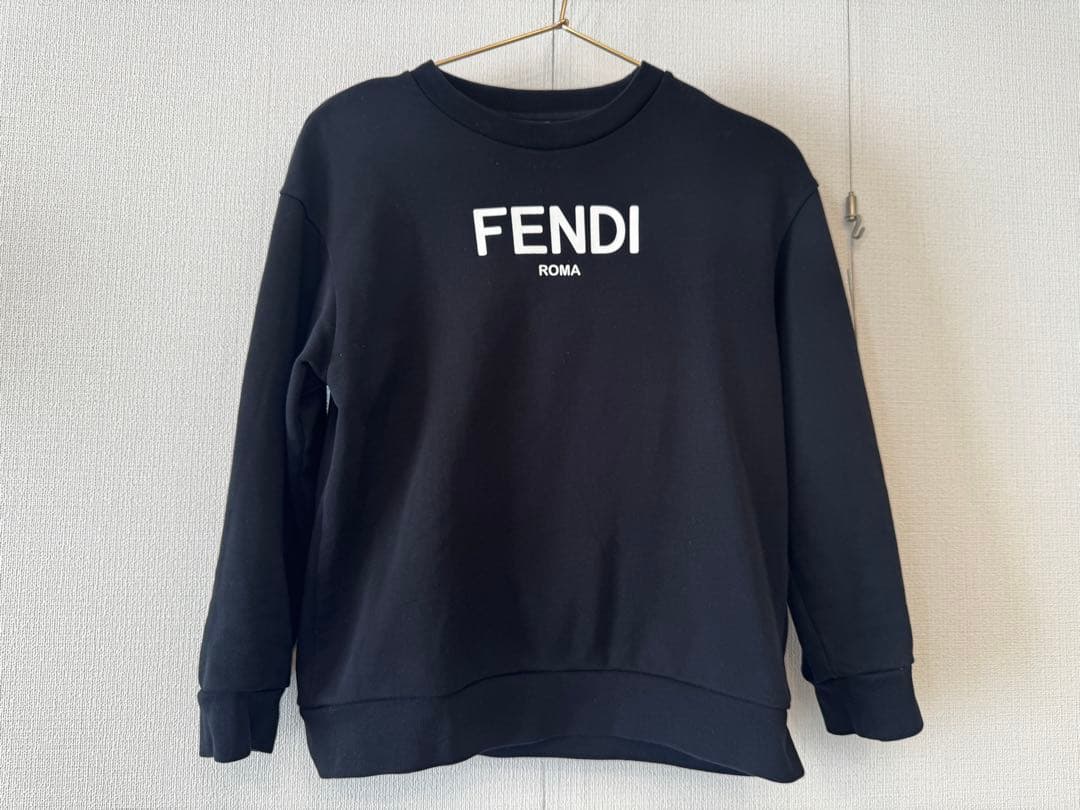 バ*ド様 FENDI ブラック トレーナー