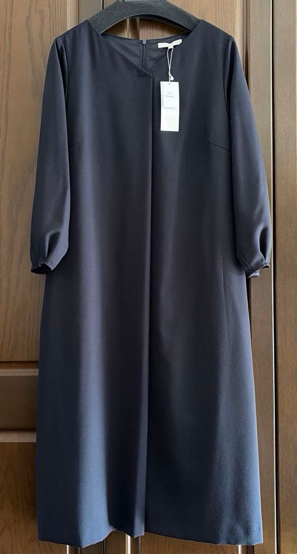 自由区ワンピース　　新品未使用品　　44