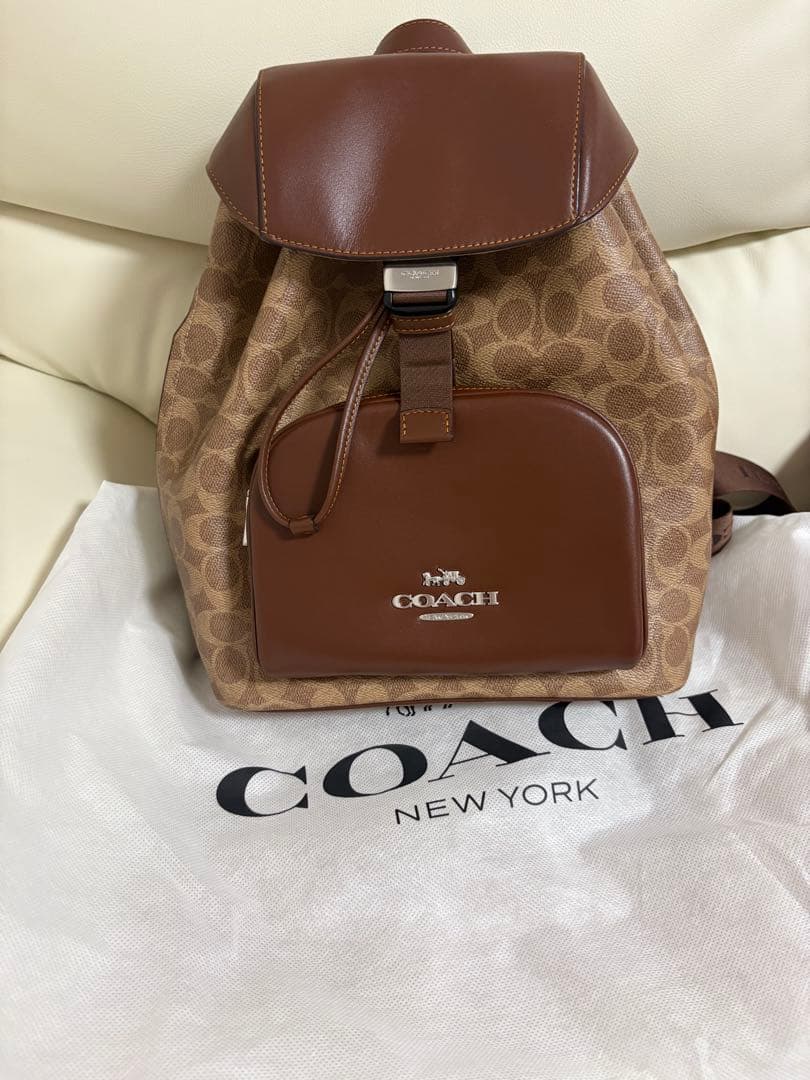 COACH リュックサック ブラウン