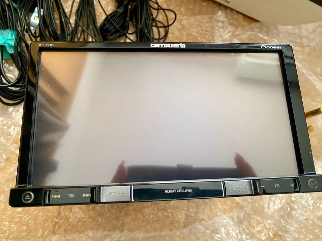 カロッツェリアcarrozzeria AVIC-RZ900-R 7V型カーナビ
