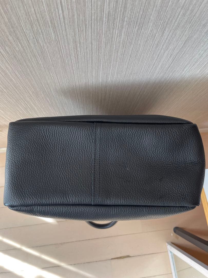 YOUNG&OLSEN レザートートバッグ