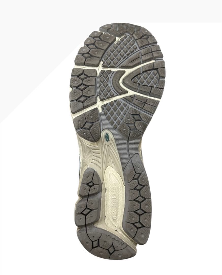 New Balance 2002R 24.5cm 即日配送