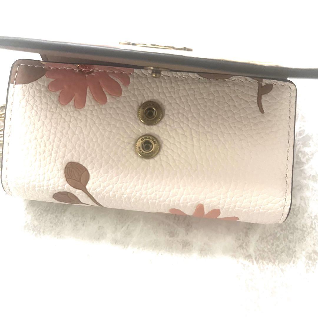未使用級☆コーチ　COACH 6リング キー ケース ウィズ フローラル 花柄