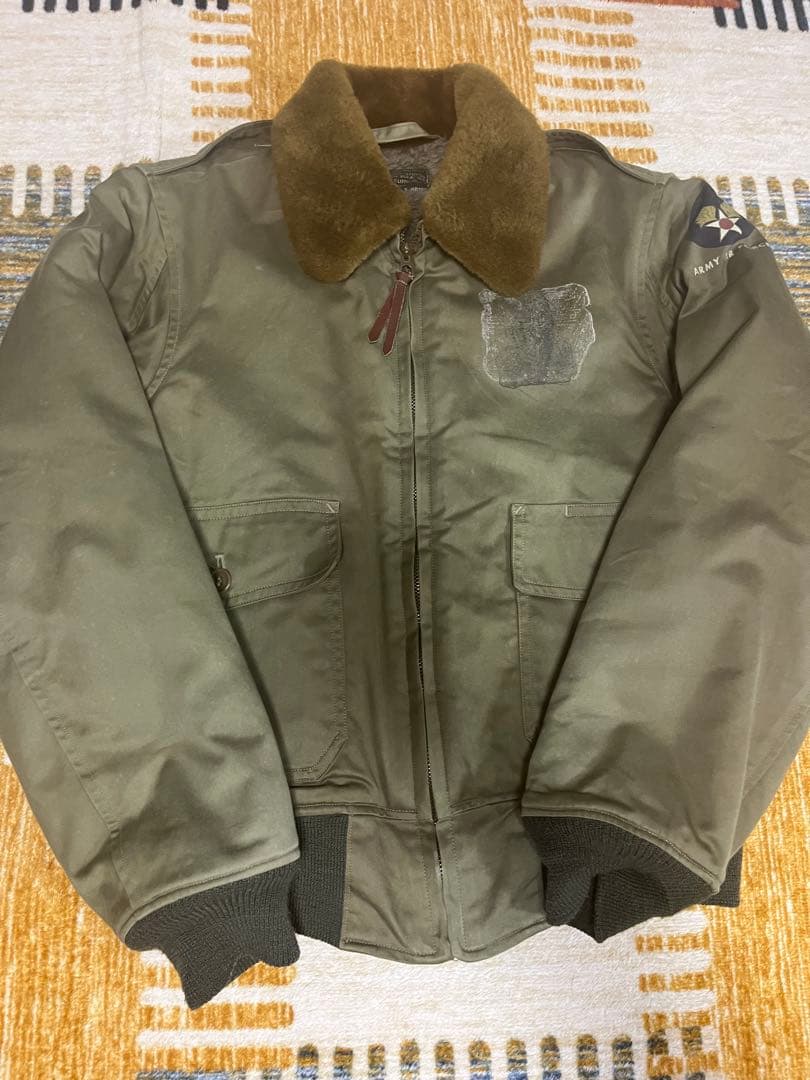 B10フライトジャケット