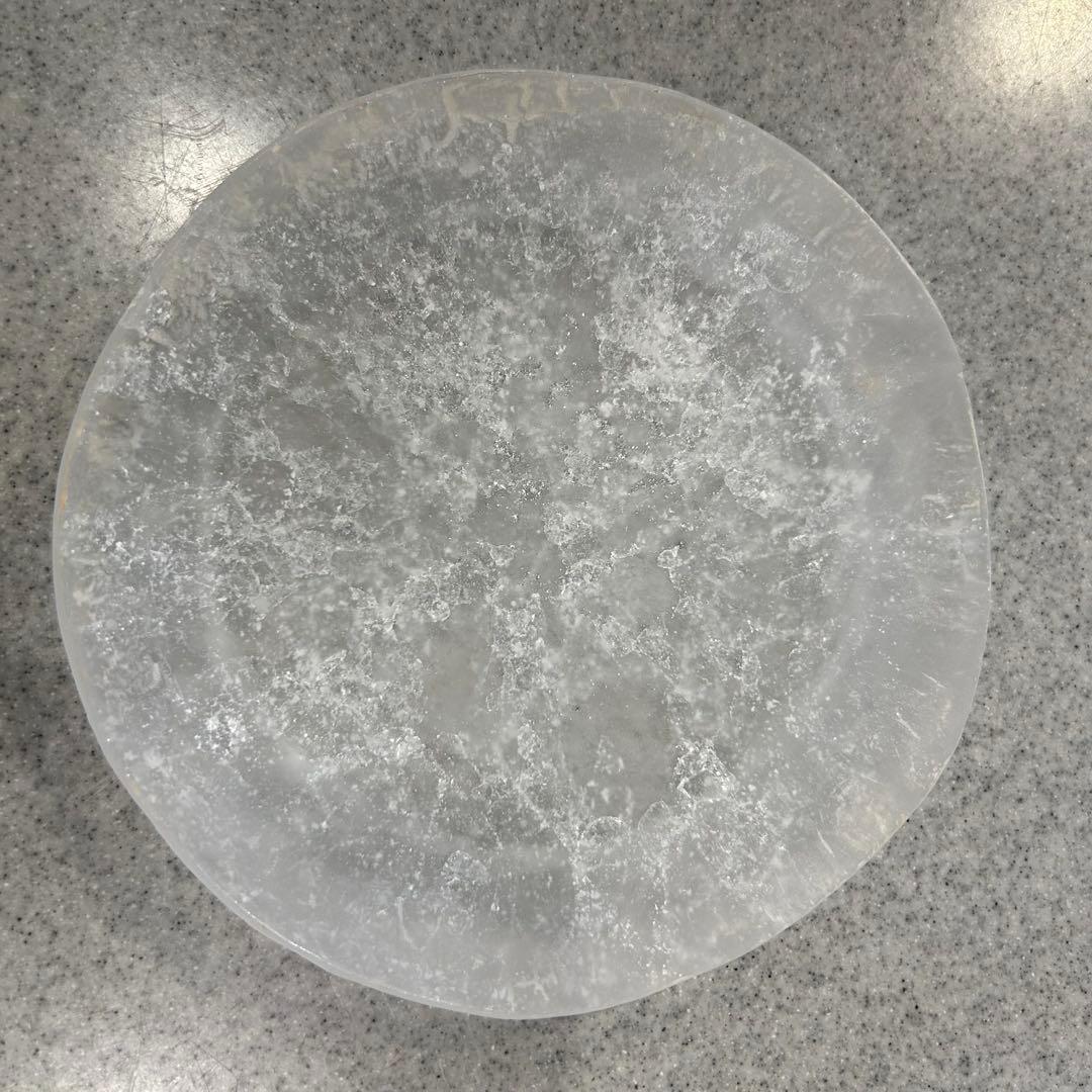 能登朝奈　山野邉朝奈　丸いプレート　グラス 17cm