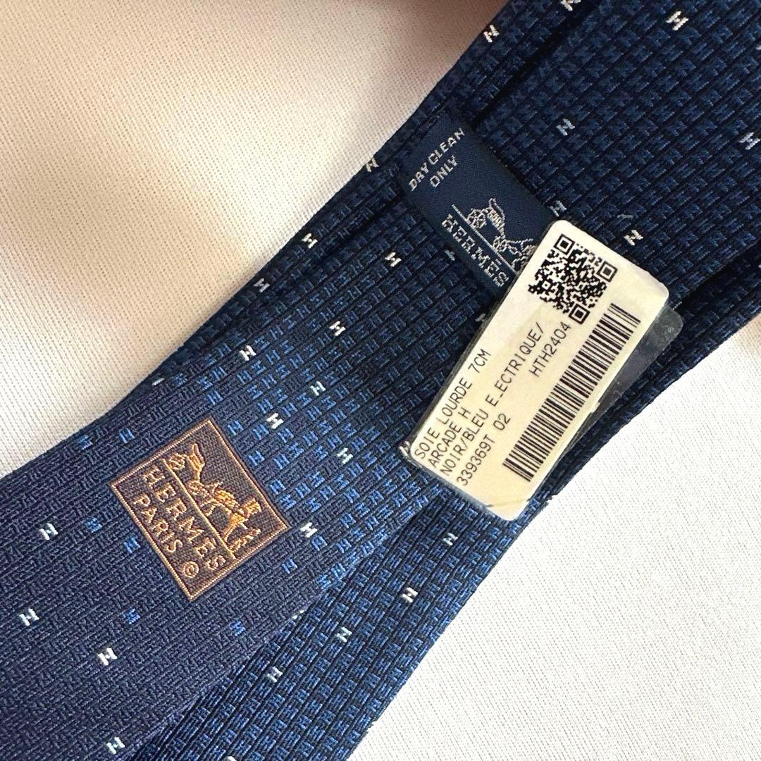 じゅりです。　　エルメス ネクタイ 《アーケードH》新品 未使用