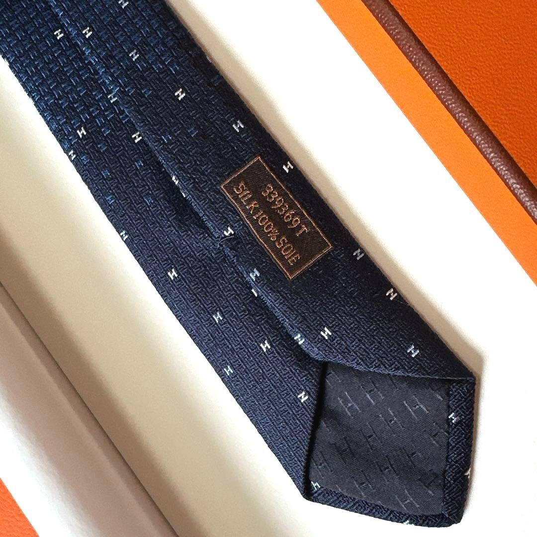 じゅりです。　　エルメス ネクタイ 《アーケードH》新品 未使用