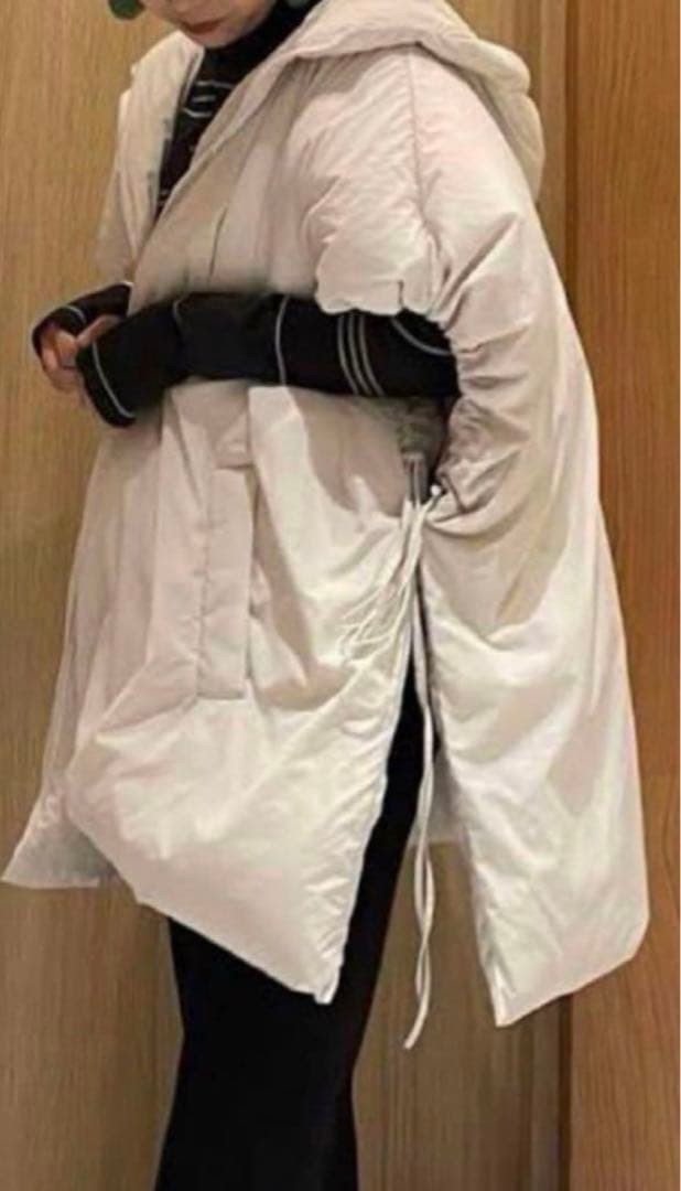 美品　ミラオーウェン サスティナブル　サイド　リボン　ダウン　ポンチョ