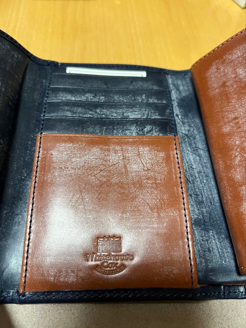 新品 ホワイトハウスコックス 即完売 限定バイカラー仕様 三つ折財布 ビギン掲載