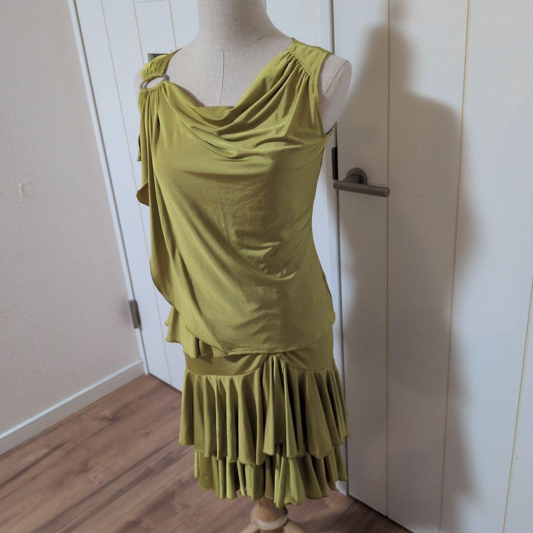 社交ダンス　ラテン　チャコット　Chacott　ドレス　セットアップ　サイズS