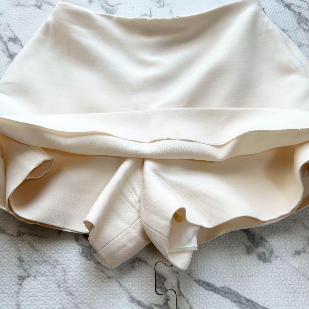 近年モデル✨ ヴァレンティノ クレープクチュールスコート アイボリー シルク混