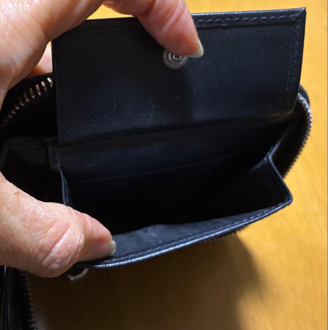 「美品」MONCLER ブラック 二つ折り財布 ストラップ付き　ユニセックス