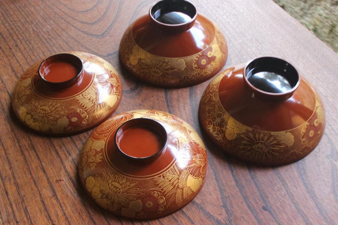 デッドストック！落ち着きある朱漆に極上花尽沈金の映えるお椀2点（検輪島塗沈金椀