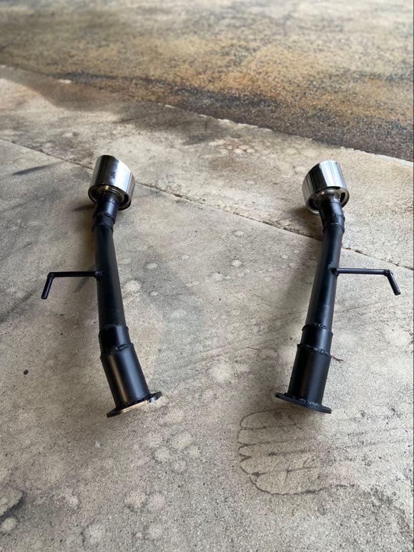 V37スカイラインオリジナルストレートマフラ 希少35GTRマフラーカッター 車