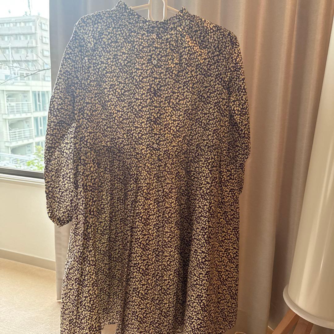 Bonpoint 紫花柄長袖ワンピース10Y